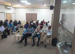  Interaction with Shrilankan Students.
